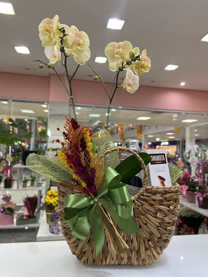 Bolsa de Palha com Orquídea 