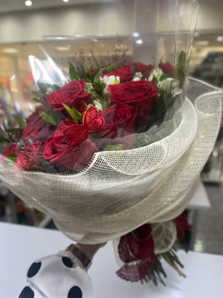 Buquê com 15 Rosas em Tela 